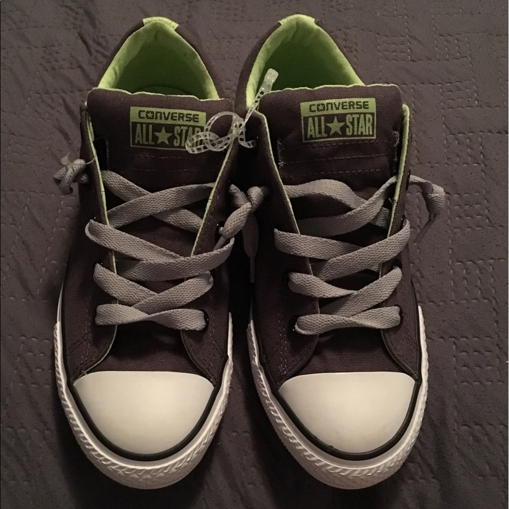 🆕 Converse Chuck Taylors Grey & Green Contrast